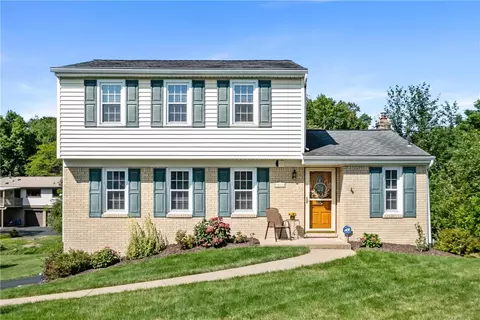 4814 Woodlake Dr, Allison Park, PA 15101