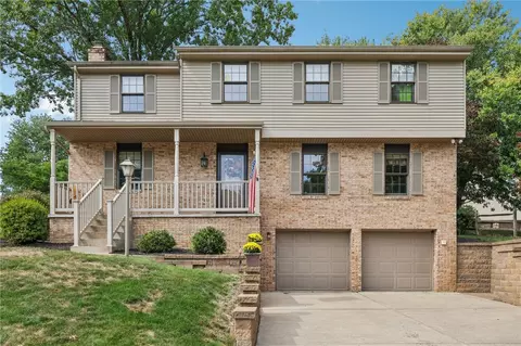 215 Kinvara Dr, Pittsburgh, PA 15237
