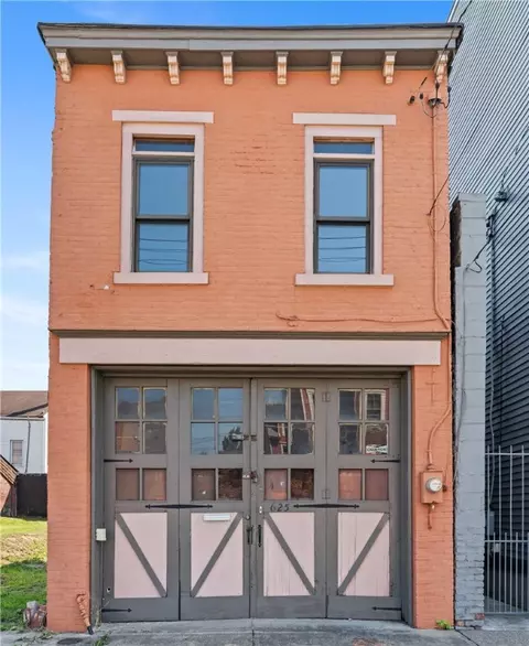 622 Emlin St, Pittsburgh, PA 15212