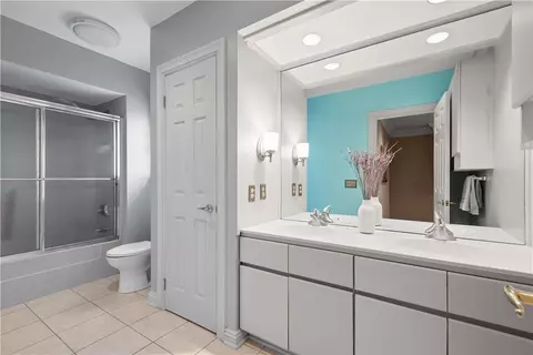 Bath - 606 Leighton Ct, Mars, PA 16046 photo 7 of 7