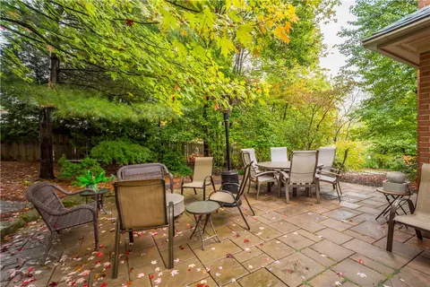 Exterior - 606 Leighton Ct, Mars, PA 16046 photo 7 of 10