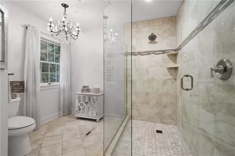 Bath - 606 Leighton Ct, Mars, PA 16046 photo 4 of 7
