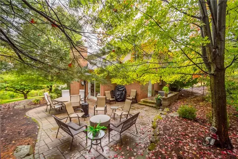 Exterior - 606 Leighton Ct, Mars, PA 16046 photo 10 of 10