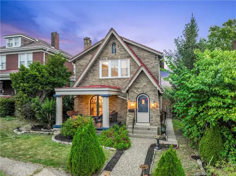 8 Chalfonte Ave, Pittsburgh, PA 15229