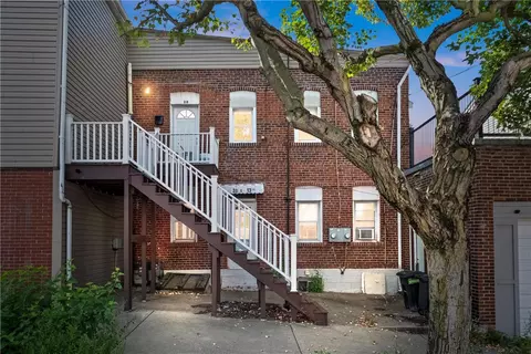 30 S 13th St, Pittsburgh, PA 15203