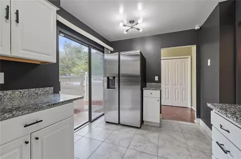 100 Williamsburg Ln, Export, PA 15632 photo 3