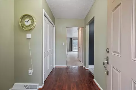 100 Williamsburg Ln, Export, PA 15632 photo 2