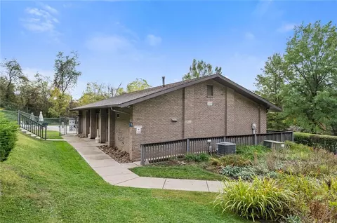 100 Williamsburg Ln, Export, PA 15632 photo 28