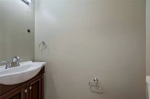 100 Williamsburg Ln, Export, PA 15632 photo 10
