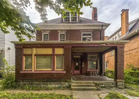 319 E Swissvale Ave, Pittsburgh, PA 15218