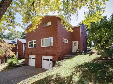 221-223 Mccully St, Pittsburgh, PA 15216