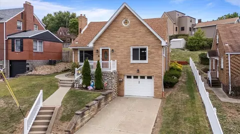 22 York Dr, Pittsburgh, PA 15214