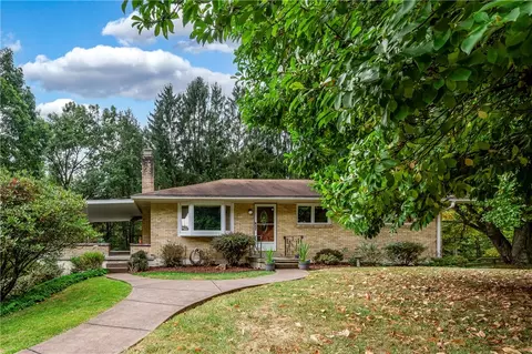424 Brooks Rd, Wexford, PA 15090
