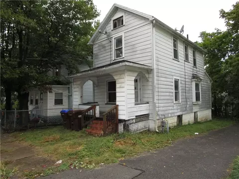 439 North St, Sharon, PA 16146