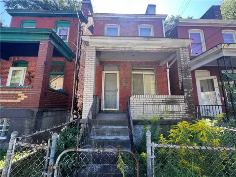 378 Flowers Ave, Pittsburgh, PA 15207