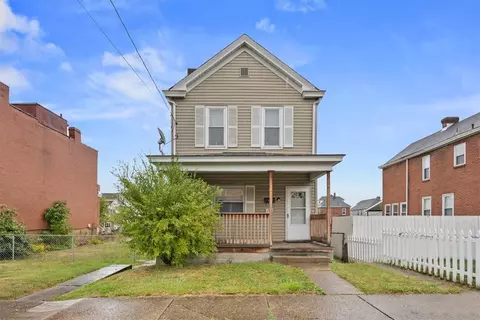 1111 Dohrman St, Mckees Rocks, PA 15136