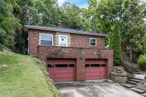 1321 Denisonview St, Pittsburgh, PA 15205