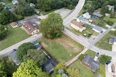 119 N Center Ave, New Stanton, PA 15672