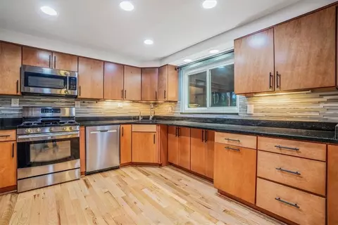 2341 Sample Rd, Allison Park, PA 15101 photo 9