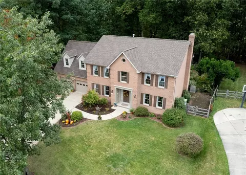 2569 Hillview Ct, Gibsonia, PA 15044