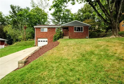 218 Graeser, Bethel Park, PA 15102