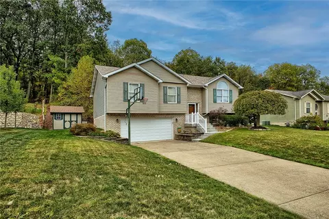616 Paulownia Dr, Leechburg, PA 15656