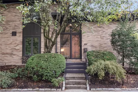 217 S Lang Ave, Pittsburgh, PA 15208