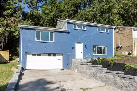 1220 Robinia Dr, Pittsburgh, PA 15221