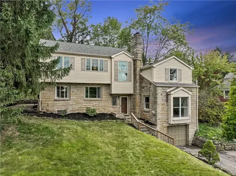68 Country Club Dr, Pittsburgh, PA 15241