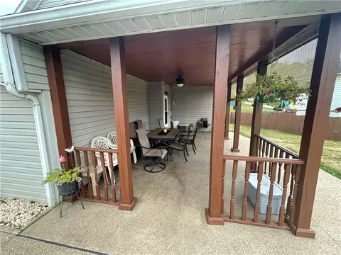 123 Union, New Eagle, PA 15067 photo 6
