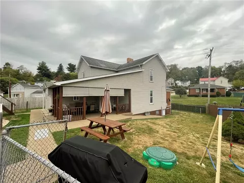 123 Union, New Eagle, PA 15067 photo 5