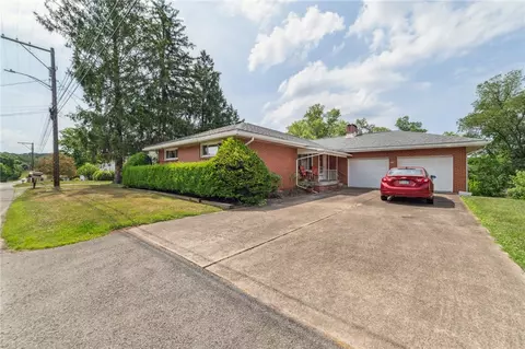 108 Derry Rd, New Alexandria, PA 15670