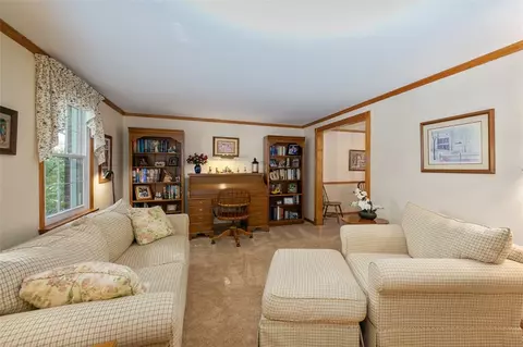 Living - 6934 Mellon Rd, Export, PA 15632 photo 2 of 6