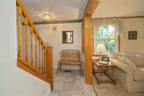 Entry Way - 6934 Mellon Rd, Export, PA 15632 photo 2 of 4