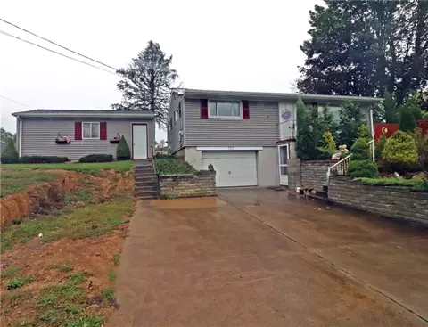 707 Finley Rd, Belle Vernon, PA 15012