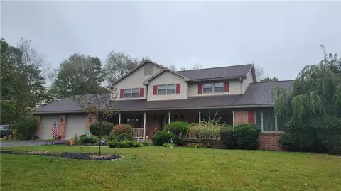 190 Meadow Ln, Hooversville, PA 15936