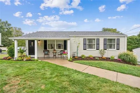 3124 Deerwood Dr, Allison Park, PA 15101