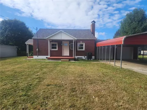 2961 W State St, New Castle, PA 16101