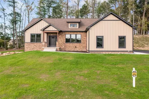 5014 Linwood Ct, Latrobe, PA 15650