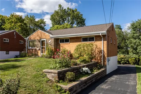 630 Linda Dr, Pittsburgh, PA 15226