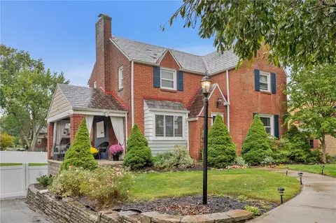 203 Woodland Ave, Glenshaw, PA 15116