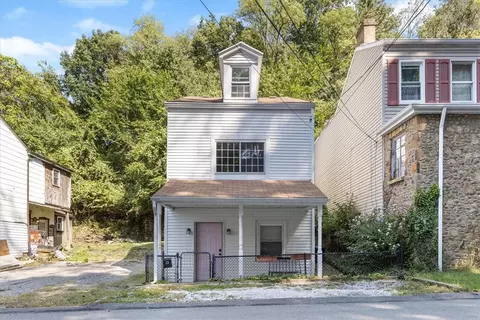 23 Lawrence St, Pittsburgh, PA 15209