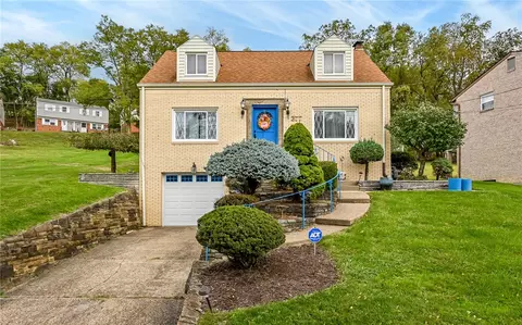377 Pointview Rd, Pittsburgh, PA 15227