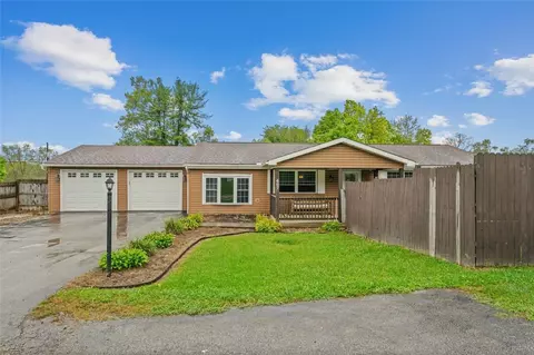 407 Dorn Ln, New Alexandria, PA 15670