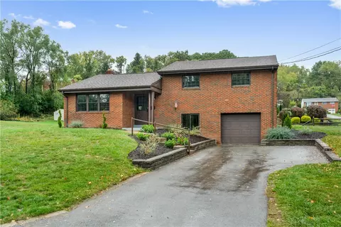 127 Heather Dr, Pittsburgh, PA 15209