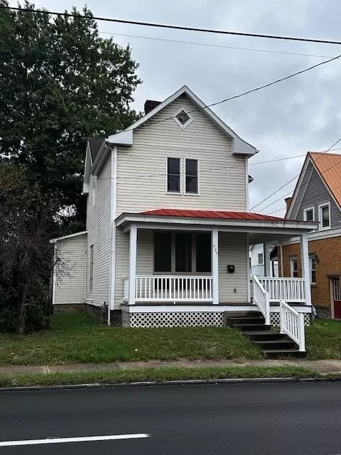 773 E Greene, Waynesburg, PA 15370