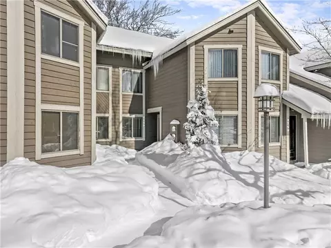 1159 Kepple Ln, Hidden Valley, PA 15502