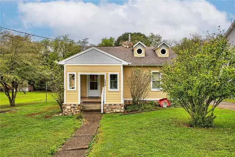 593 Trees Mills Rd, Greensburg, PA 15601