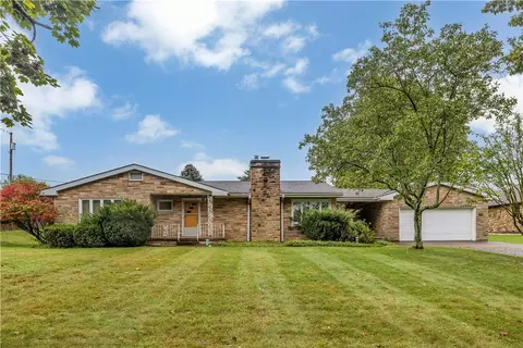 8 Houp Ln, Greensburg, PA 15601