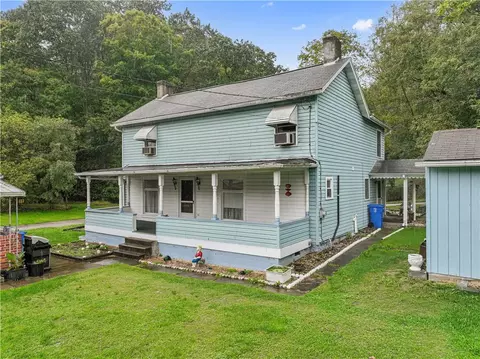 815 Industry Rd, Buena Vista, PA 15018